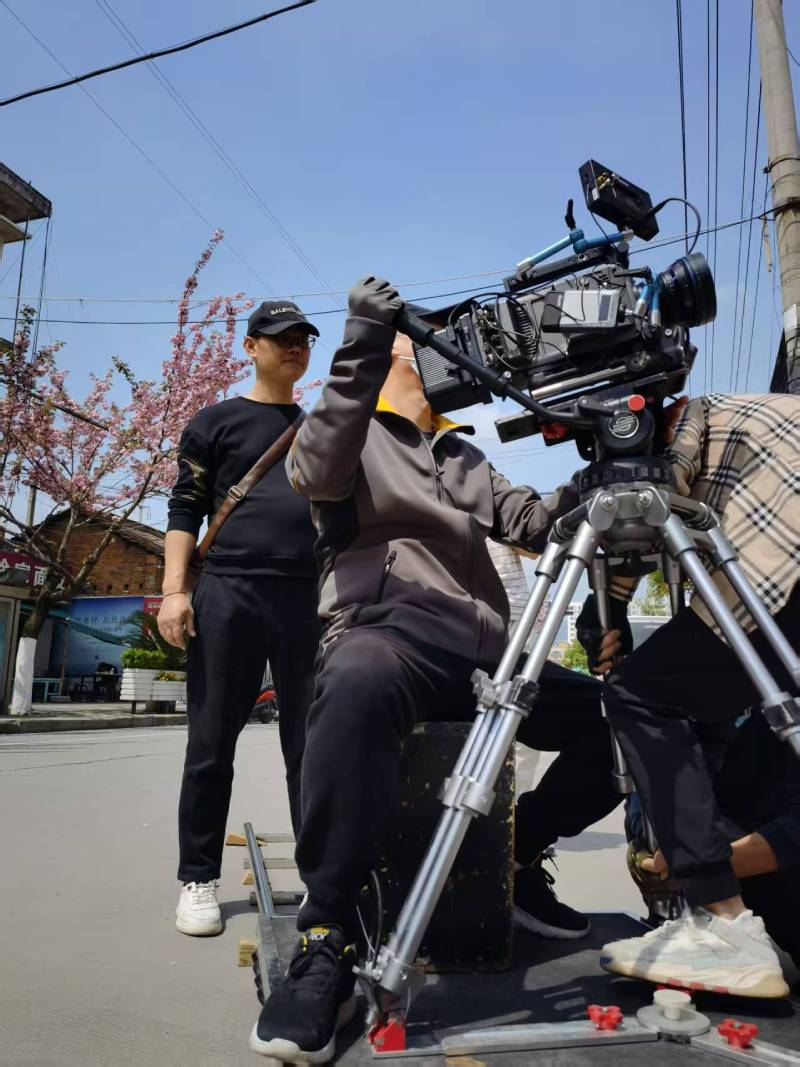 喜德县广告片拍摄：快消品牌爆款之选，网感内容适配社媒传播！